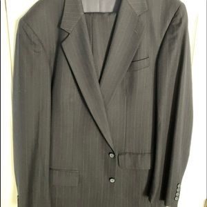 Men’s suit 46L